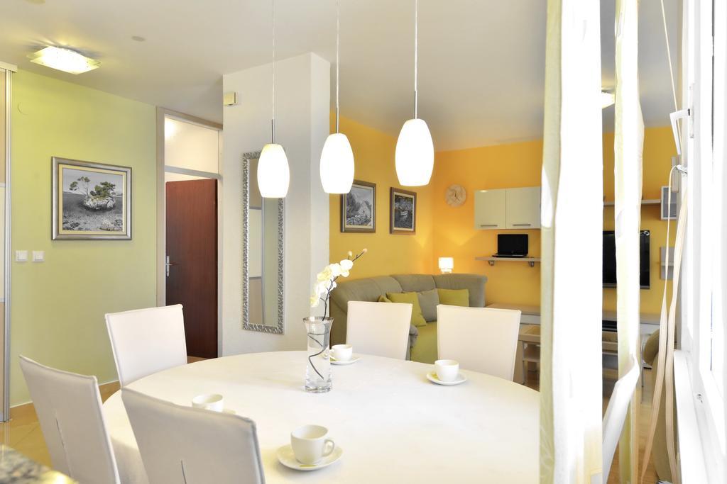 Cozy Beach Apartment Σπλιτ Εξωτερικό φωτογραφία