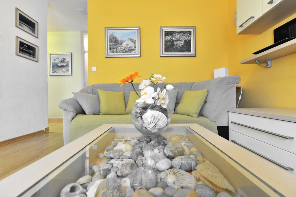 Cozy Beach Apartment Σπλιτ Εξωτερικό φωτογραφία