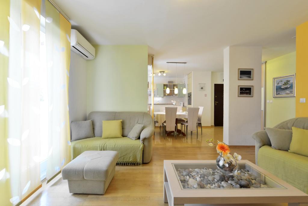 Cozy Beach Apartment Σπλιτ Εξωτερικό φωτογραφία